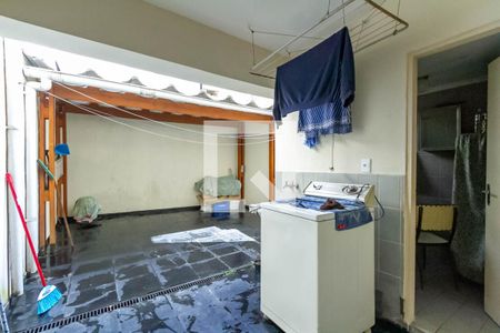 Casa à venda com 150m², 2 quartos e 1 vagaÁrea de Serviço