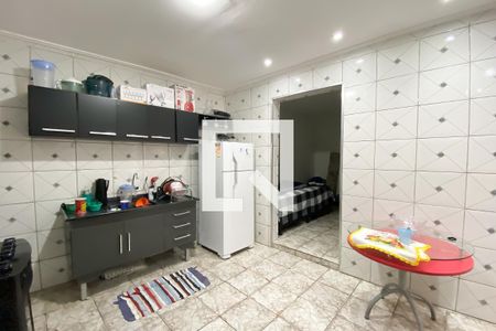 Casa à venda com 250m², 4 quartos e 2 vagas Casa à venda com 250m², 4 quartos e 2 vagasCozinha 2