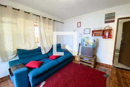 Casa à venda com 250m², 4 quartos e 2 vagas Casa à venda com 250m², 4 quartos e 2 vagasSala 2