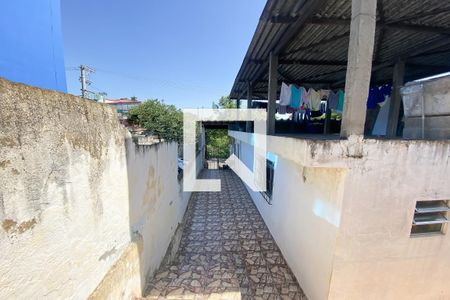 Casa à venda com 250m², 4 quartos e 2 vagas Casa à venda com 250m², 4 quartos e 2 vagasÁrea Externa