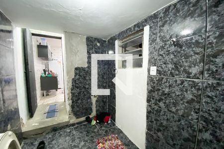 Casa à venda com 250m², 4 quartos e 2 vagas Casa à venda com 250m², 4 quartos e 2 vagasBanheiro