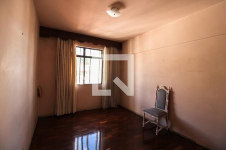 Apartamento à venda com 213m², 4 quartos e 1 vagaQuarto 1