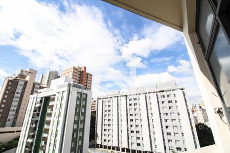Apartamento à venda com 213m², 4 quartos e 1 vagaVaranda da Sala 2