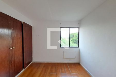 Quarto 1 de apartamento para alugar com 2 quartos, 61m² em Inhauma, Rio de Janeiro