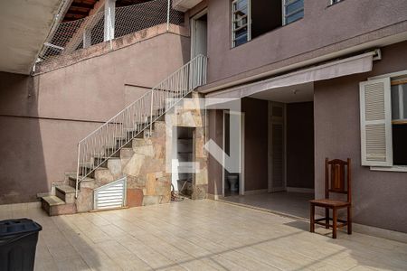 Casa para alugar com 223m², 4 quartos e 2 vagas Casa para alugar com 223m², 4 quartos e 2 vagasQuintal