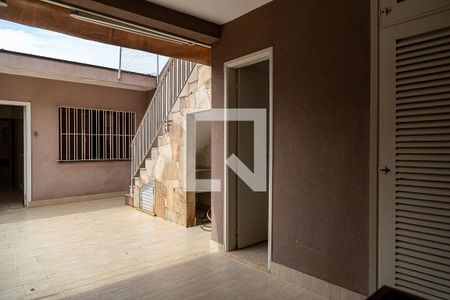 Casa para alugar com 223m², 4 quartos e 2 vagas Casa para alugar com 223m², 4 quartos e 2 vagasÁrea de Serviço
