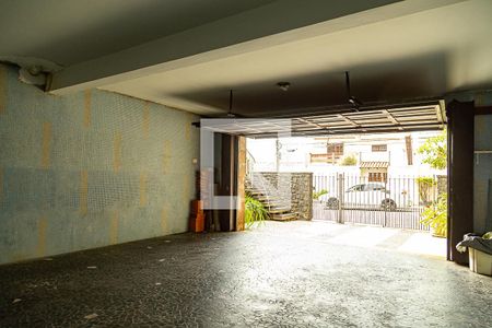 Casa para alugar com 223m², 4 quartos e 2 vagas Casa para alugar com 223m², 4 quartos e 2 vagasGaragem