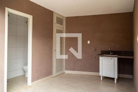 Casa para alugar com 223m², 4 quartos e 2 vagas Casa para alugar com 223m², 4 quartos e 2 vagasÁrea de Serviço