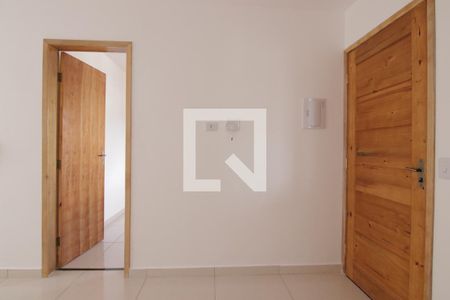 Sala/cozinha
 de apartamento para alugar com 2 quartos, 38m² em Parque Cisper, São Paulo