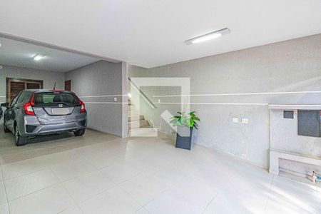 Casa à venda com 220m², 4 quartos e 3 vagasGaragem