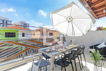 Casa à venda com 220m², 4 quartos e 3 vagasVaranda