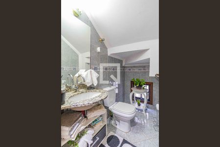 Casa à venda com 220m², 4 quartos e 3 vagasLavabo