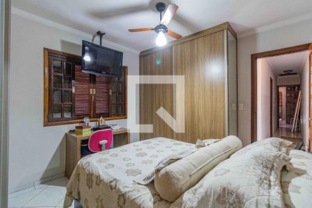 Casa à venda com 220m², 4 quartos e 3 vagasSuite 1