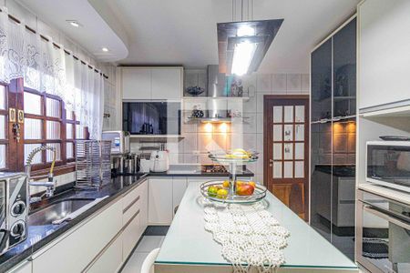 Casa à venda com 220m², 4 quartos e 3 vagasCozinha