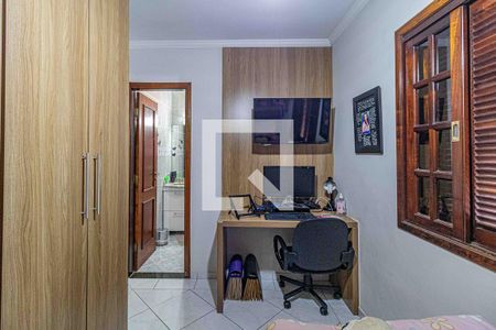 Casa à venda com 220m², 4 quartos e 3 vagasSuite 2