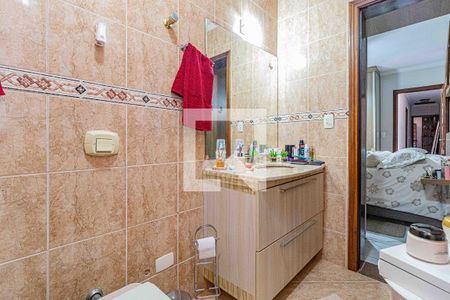 Casa à venda com 220m², 4 quartos e 3 vagasSuite 1 - Banheiro