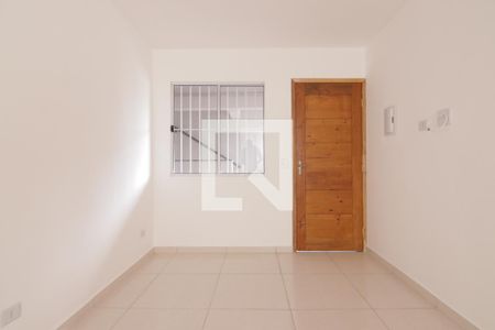 Sala/cozinha
 de apartamento para alugar com 2 quartos, 38m² em Parque Cisper, São Paulo