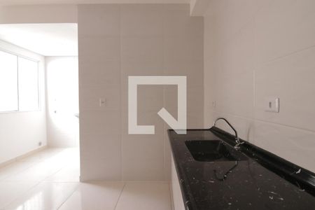 Sala/cozinha
 de apartamento para alugar com 2 quartos, 38m² em Parque Cisper, São Paulo