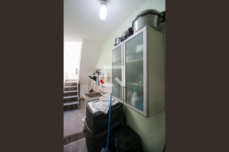 Casa à venda com 300m², 3 quartos e 2 vagasÁrea de Serviço