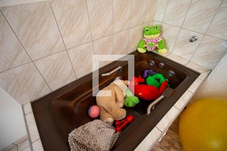 Casa à venda com 300m², 3 quartos e 2 vagasBanheiro 3