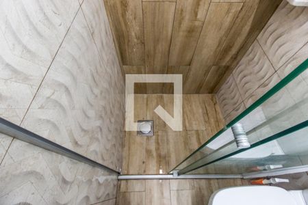 Apartamento para alugar com 98m², 2 quartos e 2 vagasDetalhe do banheiro