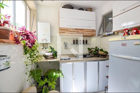 Apartamento à venda com 65m², 2 quartos e sem vagaÁrea de Serviço