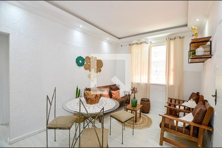 Sala de apartamento à venda com 2 quartos, 65m² em Santa Rosa, Niterói