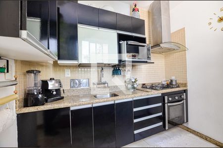 Apartamento à venda com 65m², 2 quartos e sem vagaCozinha