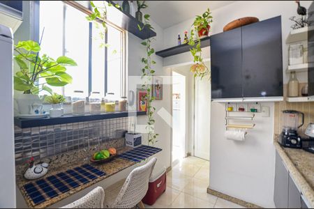Apartamento à venda com 65m², 2 quartos e sem vagaCozinha
