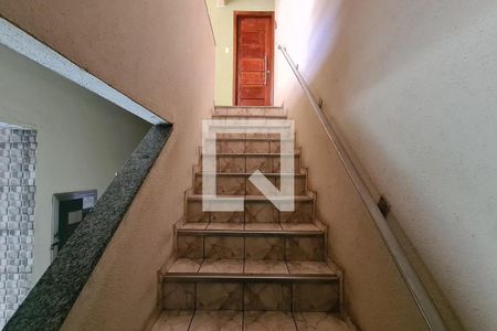 Apartamento para alugar com 39m², 2 quartos e sem vagaEscada