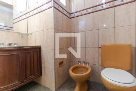 Apartamento à venda com 140m², 3 quartos e 2 vagasBanheiro 