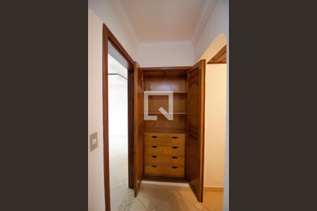 Apartamento à venda com 140m², 3 quartos e 2 vagasCorredor - Armário