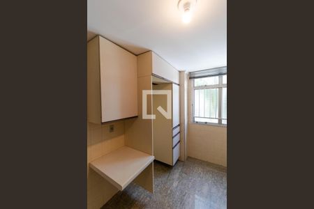 Apartamento à venda com 140m², 3 quartos e 2 vagasCozinha