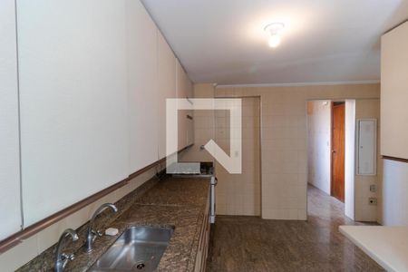 Apartamento à venda com 140m², 3 quartos e 2 vagasCozinha