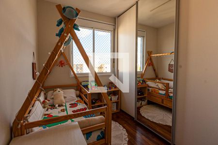 Apartamento à venda com 76m², 2 quartos e 2 vagasQuarto 2