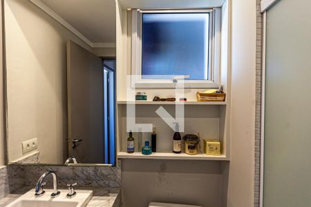 Apartamento à venda com 76m², 2 quartos e 2 vagasBanheiro Corredor