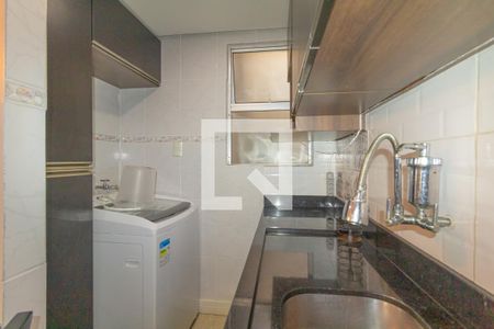 Apartamento à venda com 39m², 2 quartos e 1 vaga Apartamento à venda com 39m², 2 quartos e 1 vagaCozinha e Área de Serviço