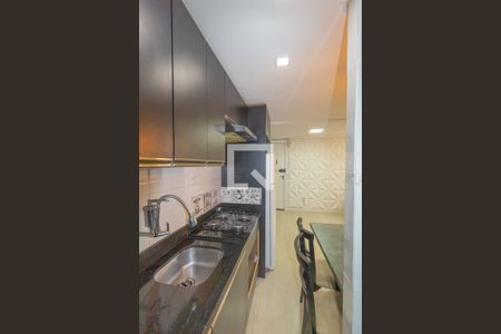Apartamento à venda com 39m², 2 quartos e 1 vaga Apartamento à venda com 39m², 2 quartos e 1 vagaCozinha e Área de Serviço