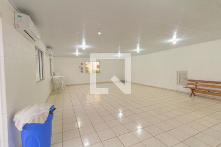 Apartamento à venda com 39m², 2 quartos e 1 vaga Apartamento à venda com 39m², 2 quartos e 1 vagaÁrea comum - Salão de festas