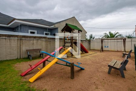 Casa de condomínio à venda com 170m², 3 quartos e 2 vagasÁrea comum - Playground