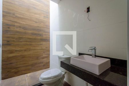 Casa de condomínio à venda com 170m², 3 quartos e 2 vagasBanheiro