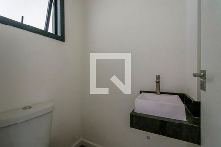 Lavabo de casa de condomínio à venda com 3 quartos, 170m² em Chapéu do Sol, Porto Alegre