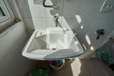 Apartamento para alugar com 75m², 3 quartos e 1 vagaÁrea de Serviço