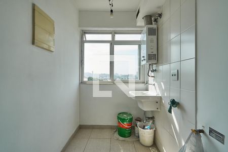 Apartamento para alugar com 75m², 3 quartos e 1 vagaÁrea de Serviço