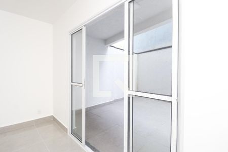 Área Privativa de kitnet/studio para alugar com 1 quarto, 38m² em Jardim São Paulo, São Paulo