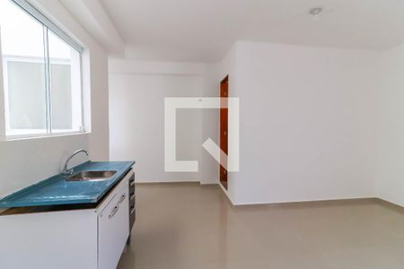 Cozinha de kitnet/studio para alugar com 1 quarto, 44m² em Parque Pinheiros, Taboão da Serra