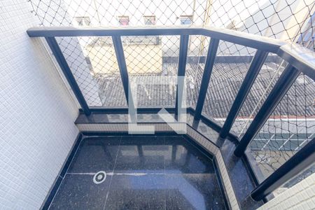 Apartamento à venda com 180m², 3 quartos e 3 vagasSacada do Quarto 1 - Suíte Master