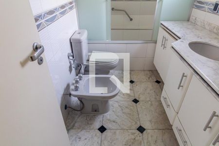 Apartamento à venda com 180m², 3 quartos e 3 vagasBanheiro 1 - Suíte Master