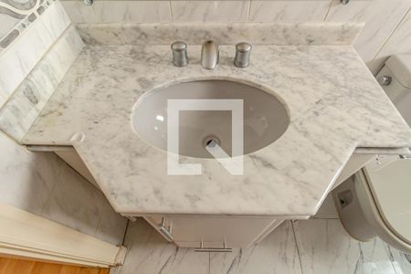 Apartamento à venda com 180m², 3 quartos e 3 vagasBanheiro 3