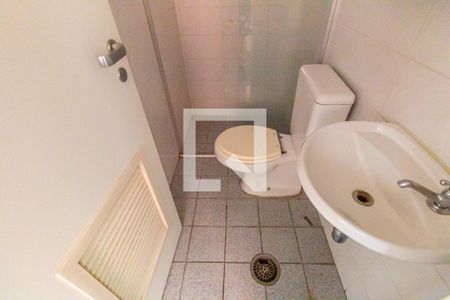 Apartamento à venda com 180m², 3 quartos e 3 vagasBanheiro de Serviço